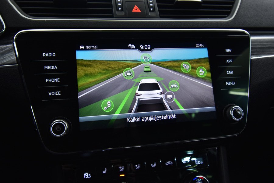 Skoda Superb vaihtoauto