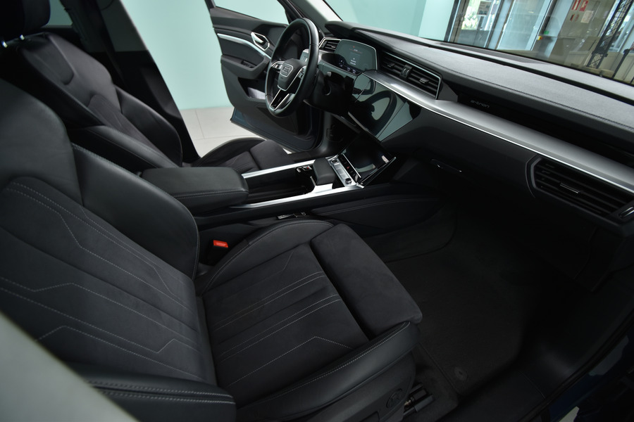 Audi Q8 e-tron vaihtoauto