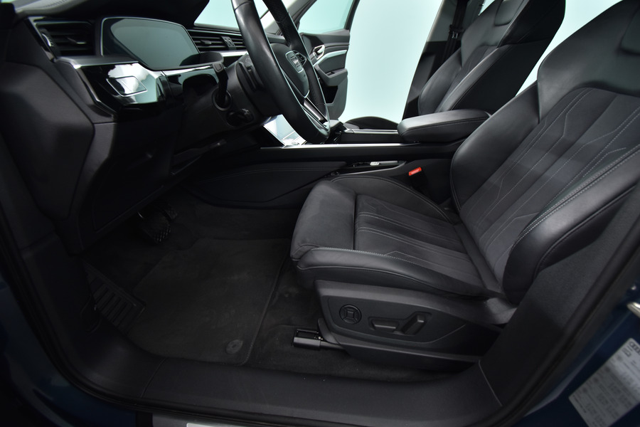 Audi Q8 e-tron vaihtoauto