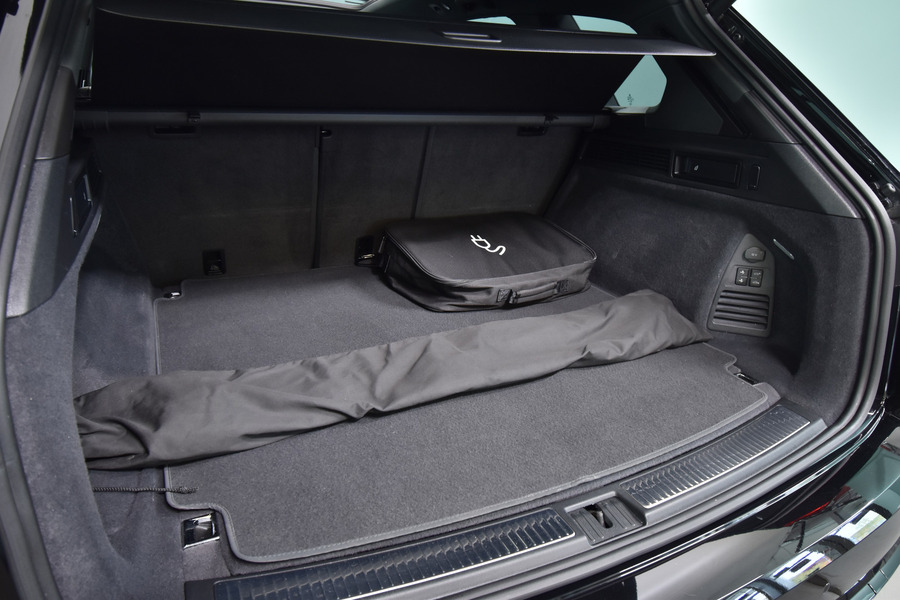 Volkswagen Touareg vaihtoauto