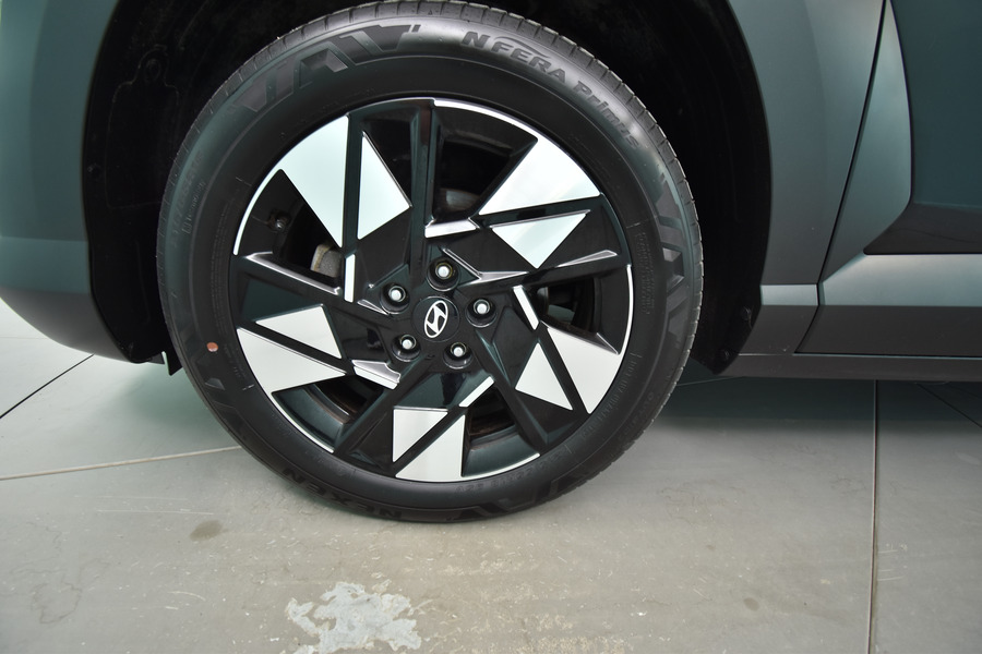 Hyundai KONA Hybrid vaihtoauto