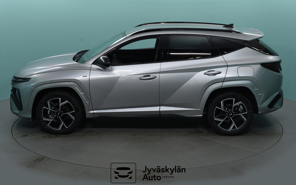 Hyundai TUCSON Hybrid vaihtoauto