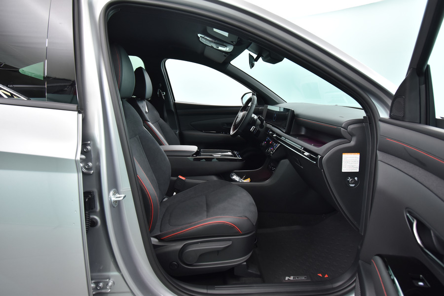 Hyundai TUCSON Hybrid vaihtoauto