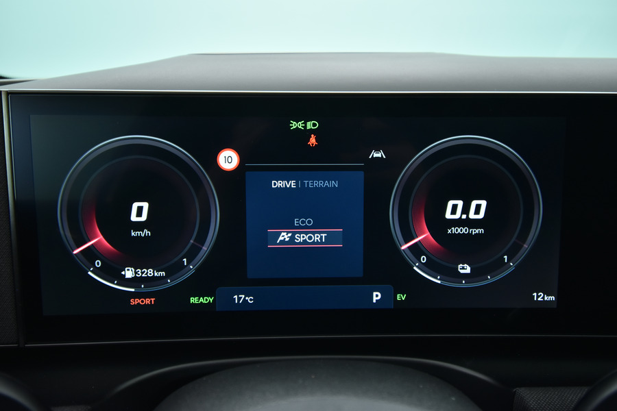 Hyundai TUCSON Hybrid vaihtoauto