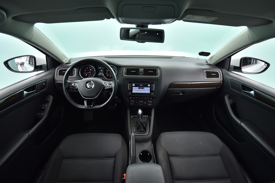 Volkswagen Jetta vaihtoauto