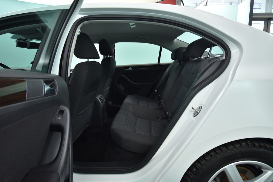 Volkswagen Jetta vaihtoauto