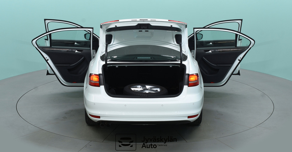 Volkswagen Jetta vaihtoauto