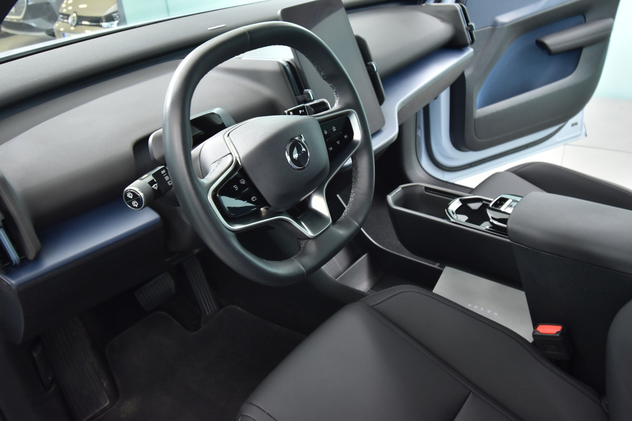 Volvo EX30 vaihtoauto