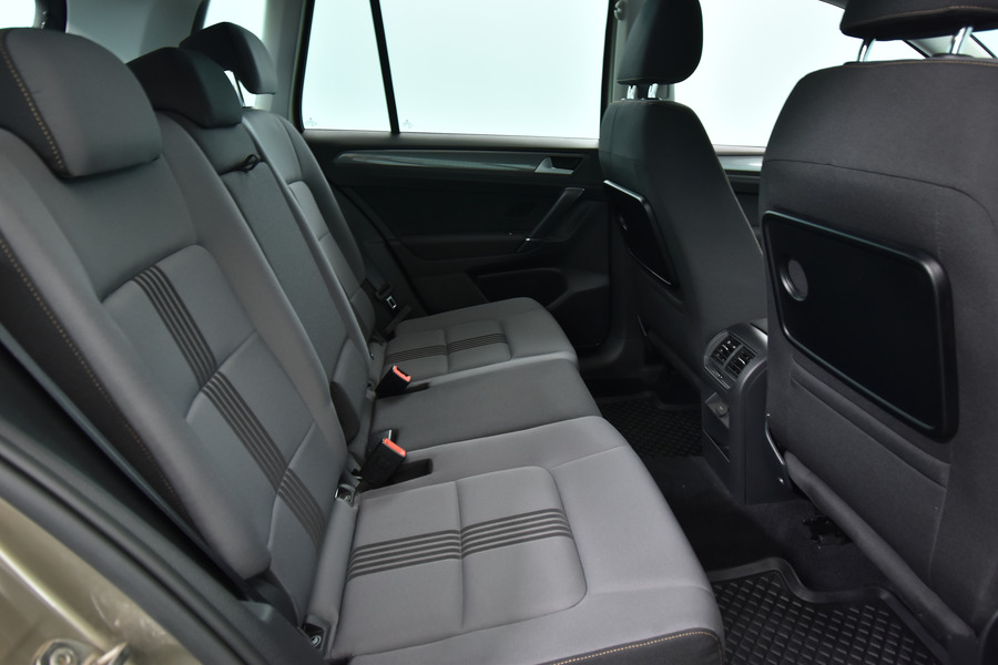 Volkswagen Golf Sportsvan vaihtoauto