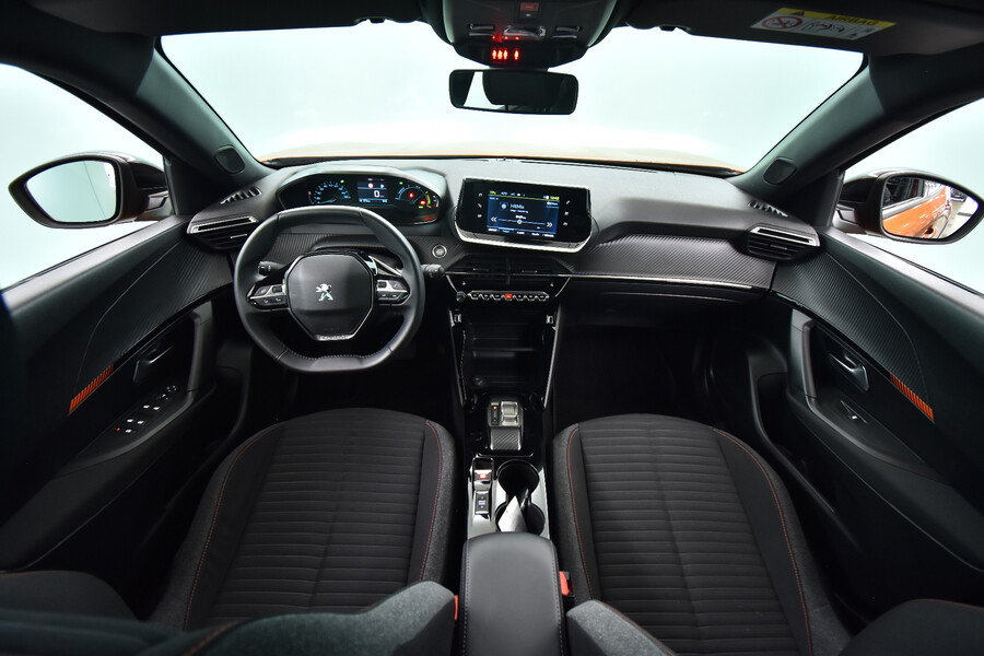 Peugeot e-2008 vaihtoauto