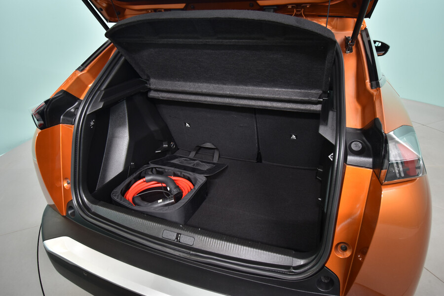 Peugeot e-2008 vaihtoauto