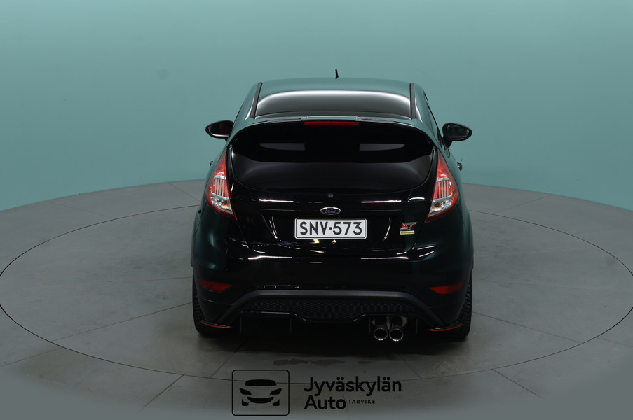 Ford Fiesta vaihtoauto