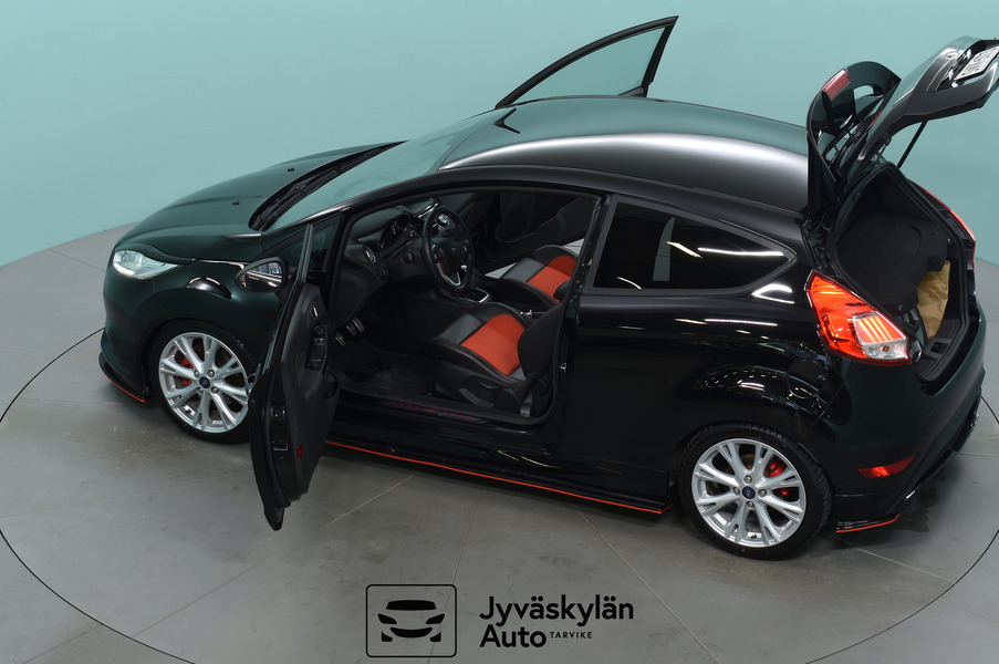 Ford Fiesta vaihtoauto