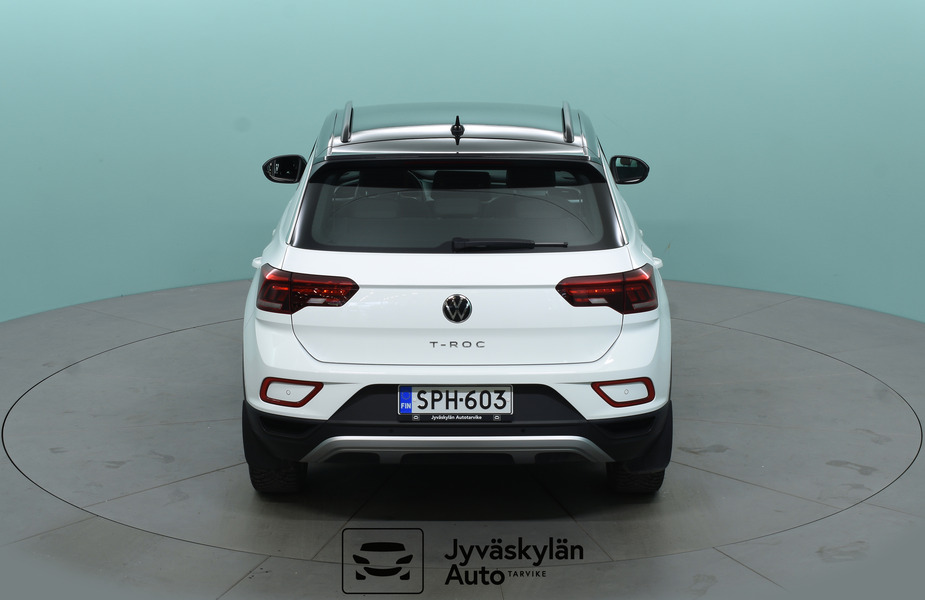 Volkswagen T-Roc vaihtoauto