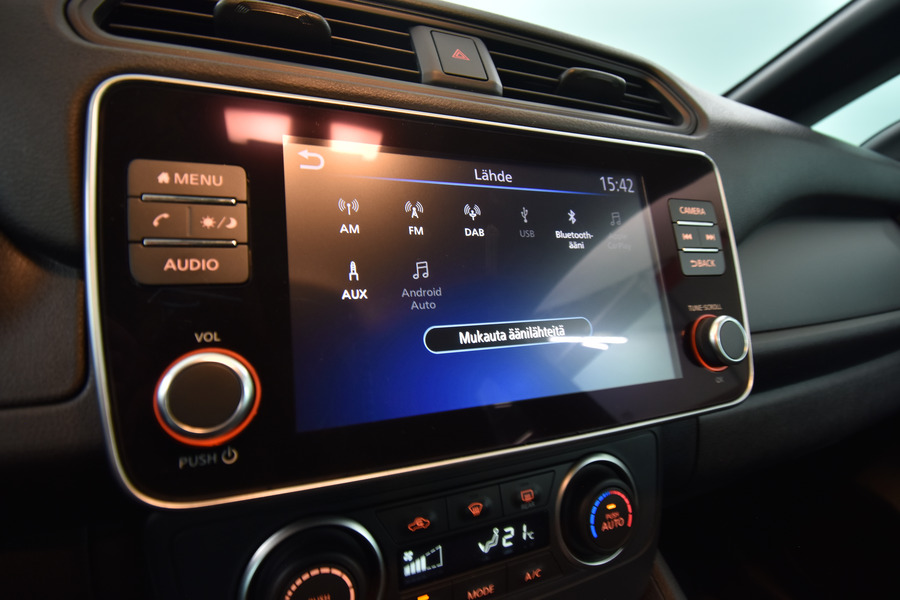 Nissan Leaf vaihtoauto