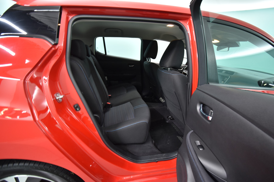 Nissan Leaf vaihtoauto