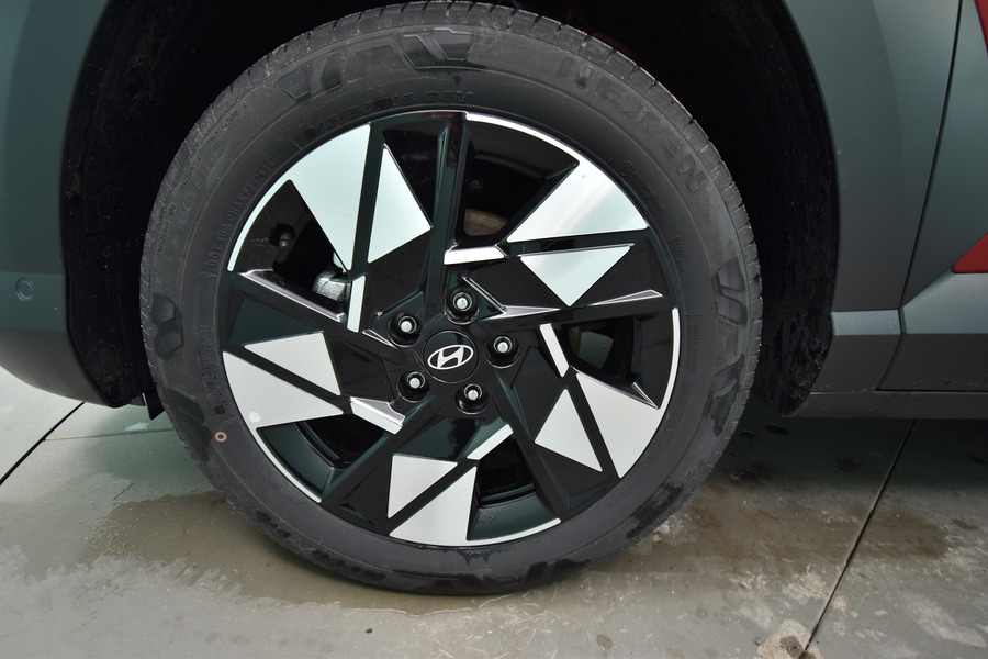 Hyundai KONA Hybrid vaihtoauto