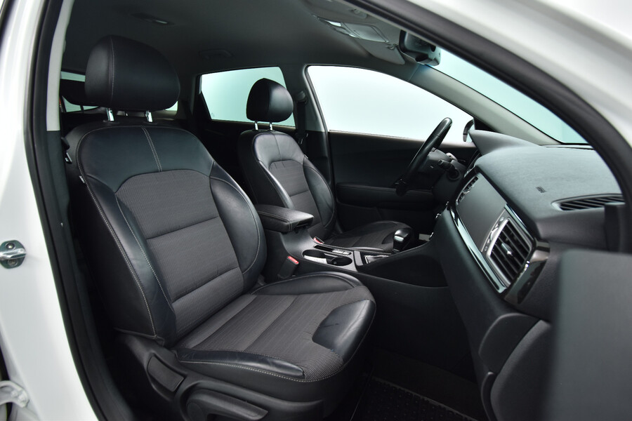 Kia Niro plug-in vaihtoauto