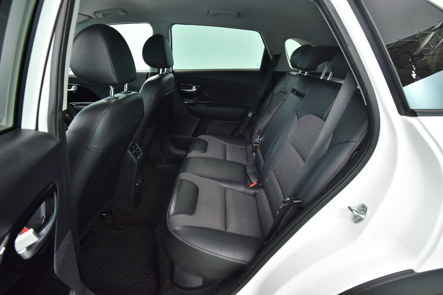 Kia Niro plug-in vaihtoauto