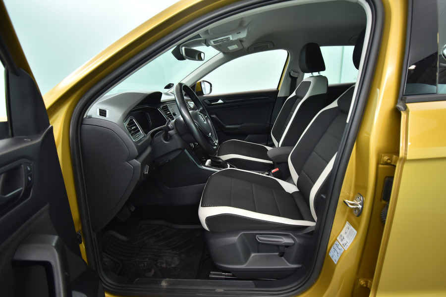 Volkswagen T-Roc vaihtoauto