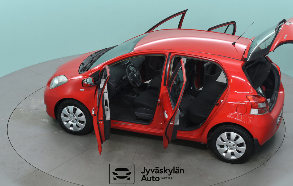 Toyota Yaris vaihtoauto