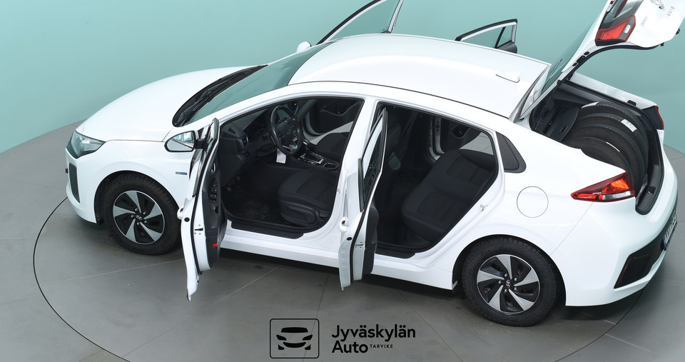 Hyundai IONIQ hybrid vaihtoauto