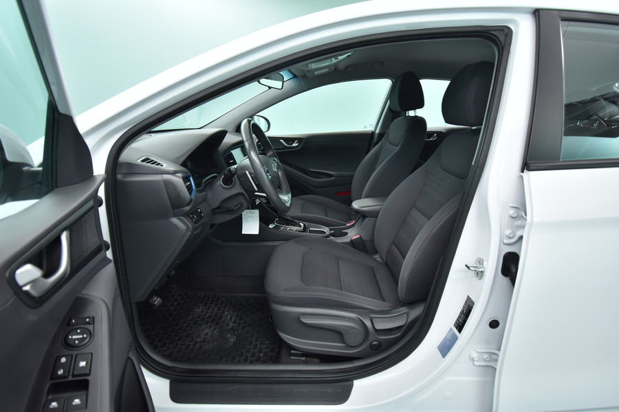 Hyundai IONIQ hybrid vaihtoauto