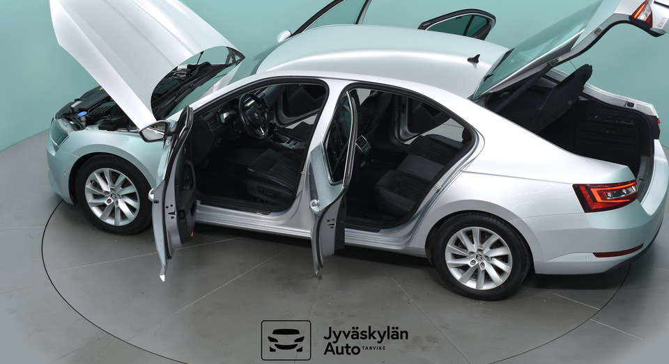 Skoda Superb vaihtoauto