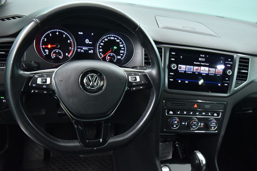 Volkswagen Golf Sportsvan vaihtoauto