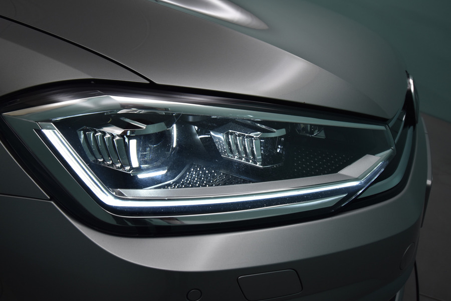 Volkswagen Golf Sportsvan vaihtoauto