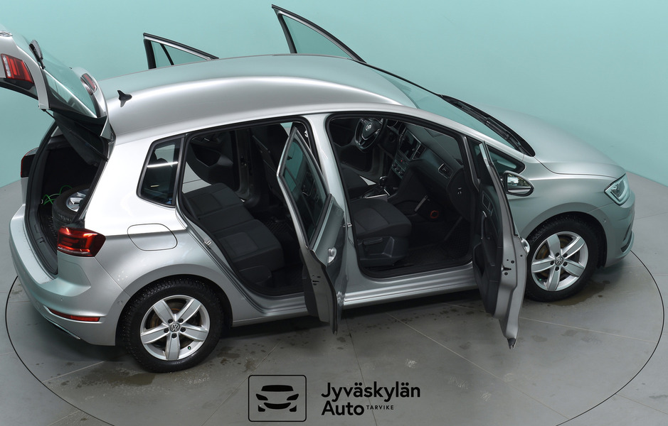 Volkswagen Golf Sportsvan vaihtoauto