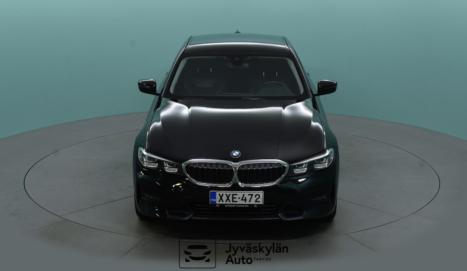 BMW 330 vaihtoauto