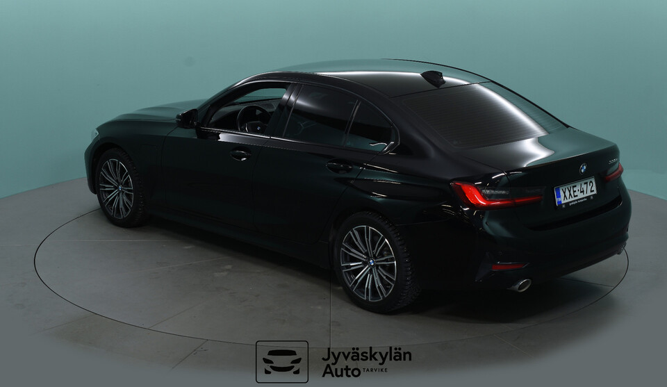 BMW 330 vaihtoauto