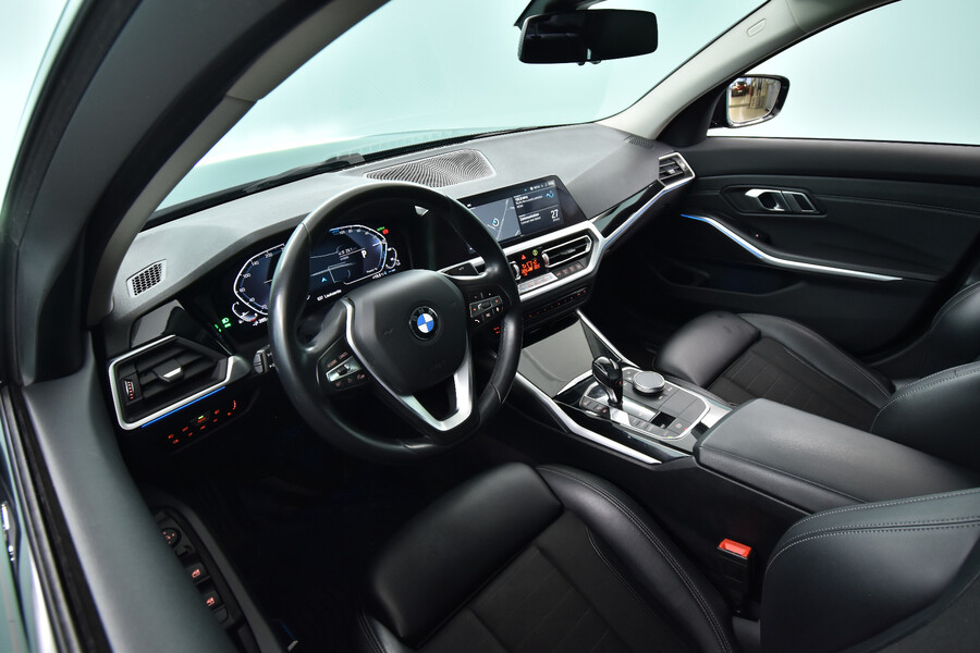 BMW 330 vaihtoauto