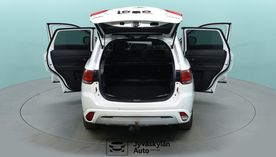 Mitsubishi Outlander PHEV vaihtoauto