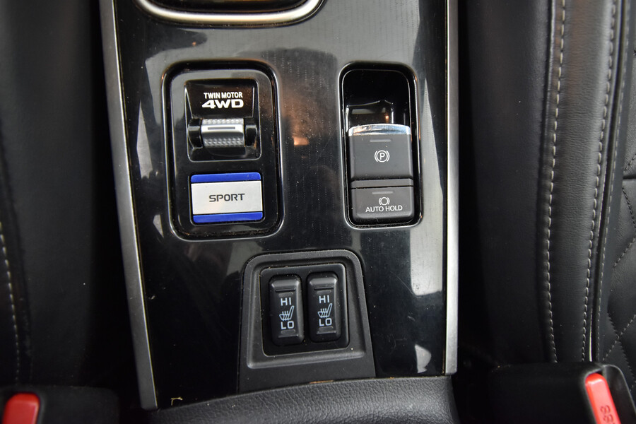 Mitsubishi Outlander PHEV vaihtoauto