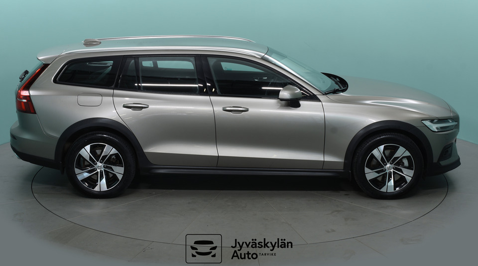Volvo V60 Cross Country vaihtoauto
