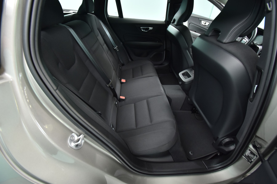 Volvo V60 Cross Country vaihtoauto