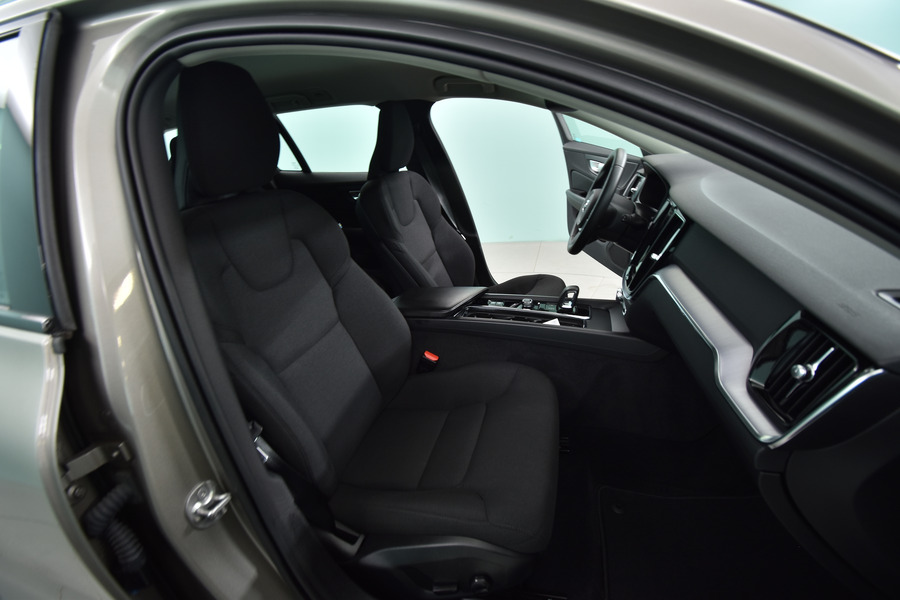Volvo V60 Cross Country vaihtoauto