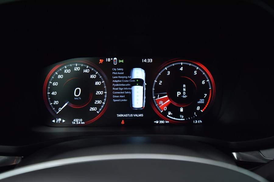 Volvo V60 Cross Country vaihtoauto