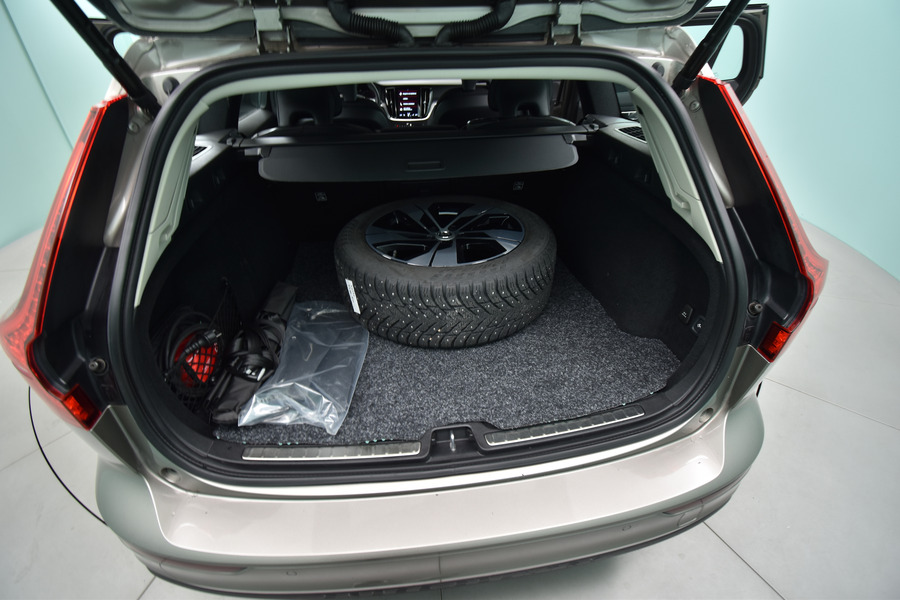 Volvo V60 Cross Country vaihtoauto