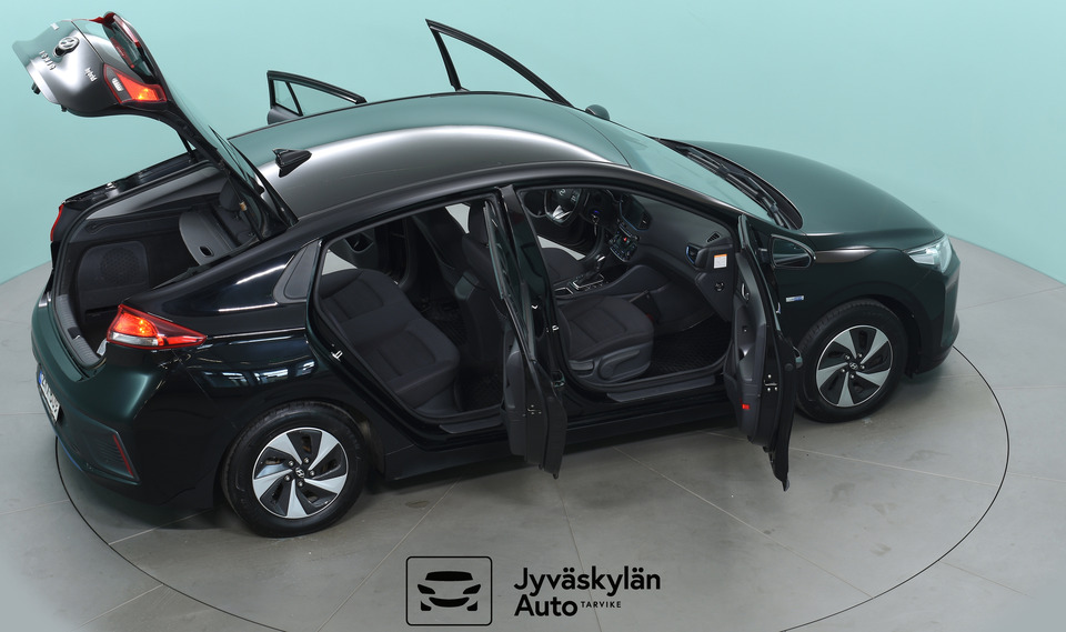 Hyundai IONIQ hybrid vaihtoauto