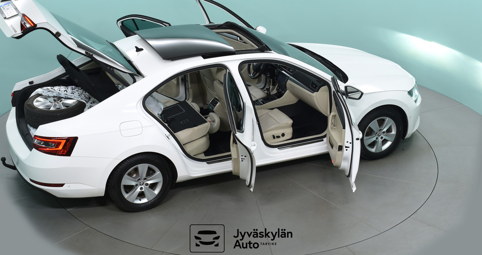 Skoda Superb vaihtoauto