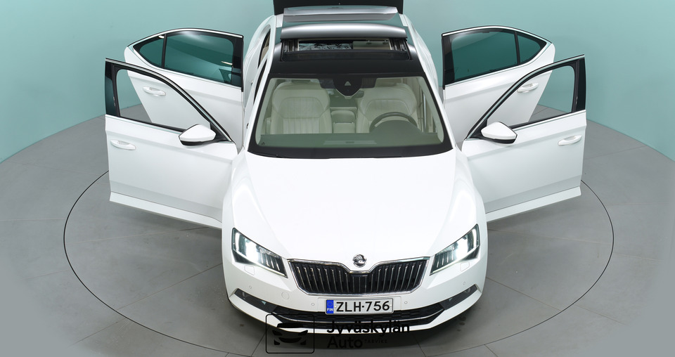 Skoda Superb vaihtoauto