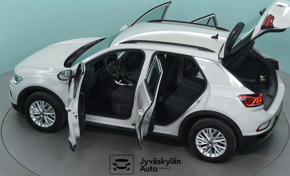 Volkswagen T-Roc vaihtoauto