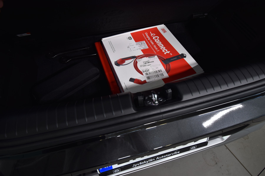 Hyundai INSTER vaihtoauto