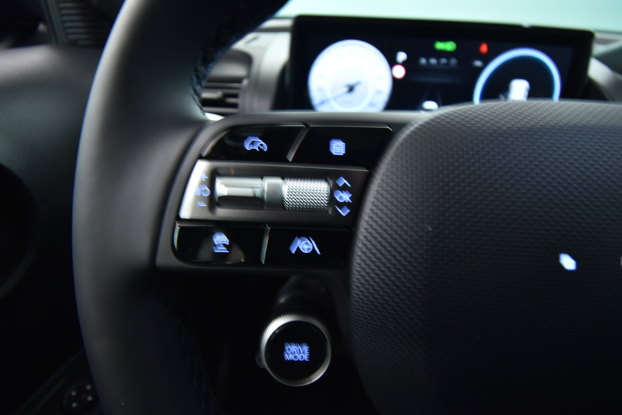 Hyundai INSTER vaihtoauto
