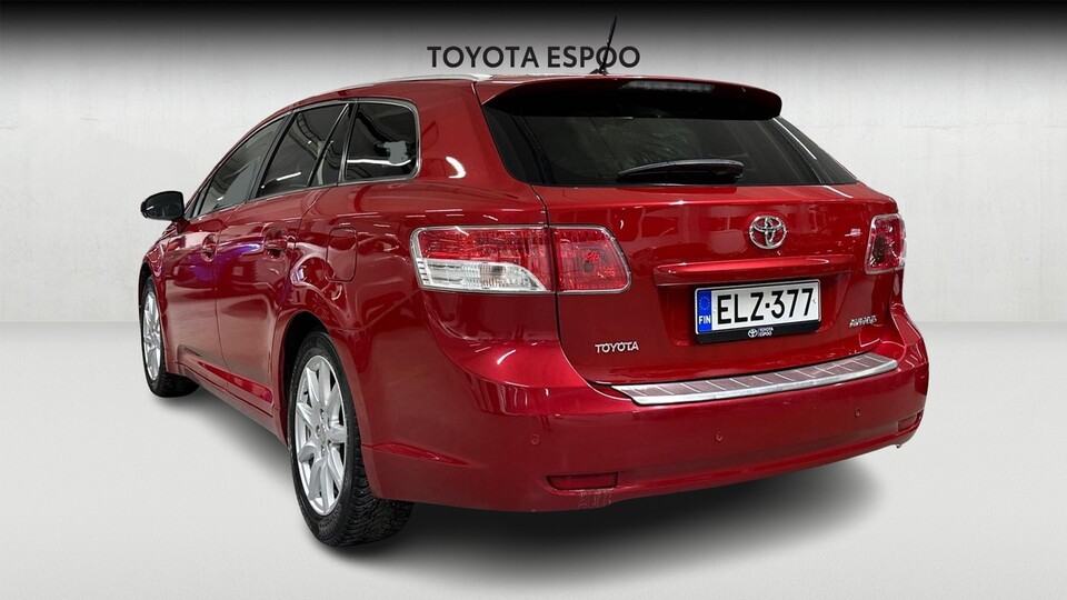 Toyota Avensis vaihtoauto