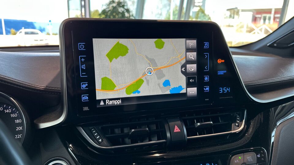 Toyota C-HR vaihtoauto