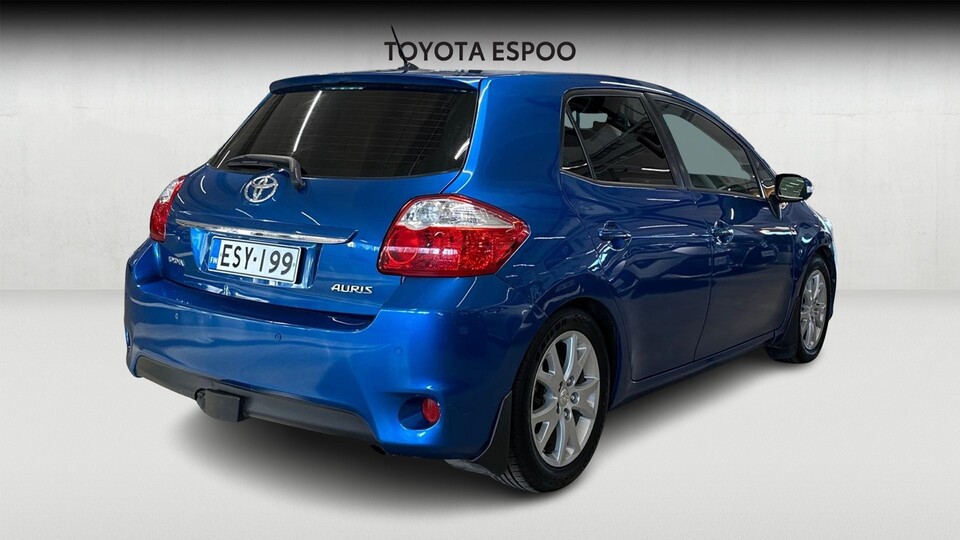 Toyota Auris vaihtoauto